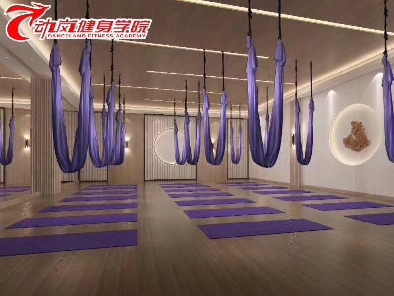 动岚健身加盟店装修风格展示